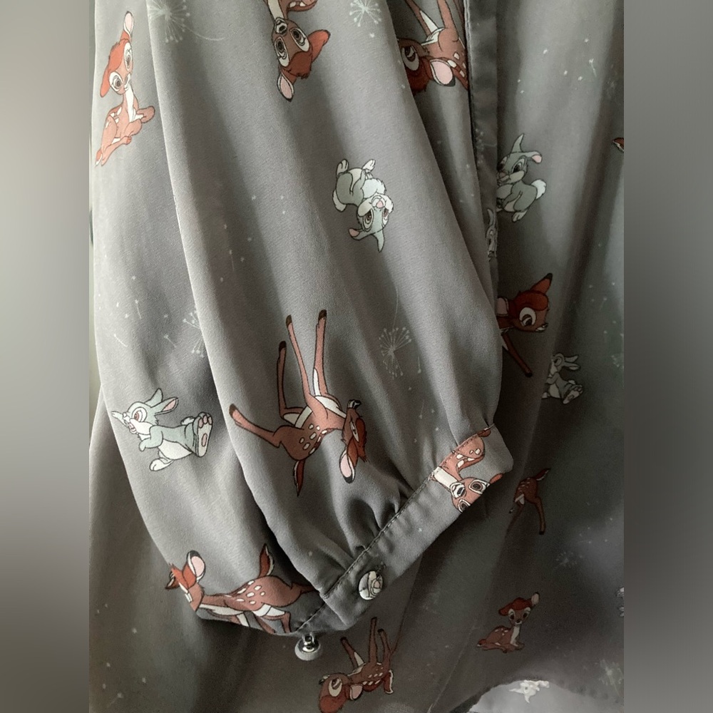 Woman’s blouse - Picture 4 of 9